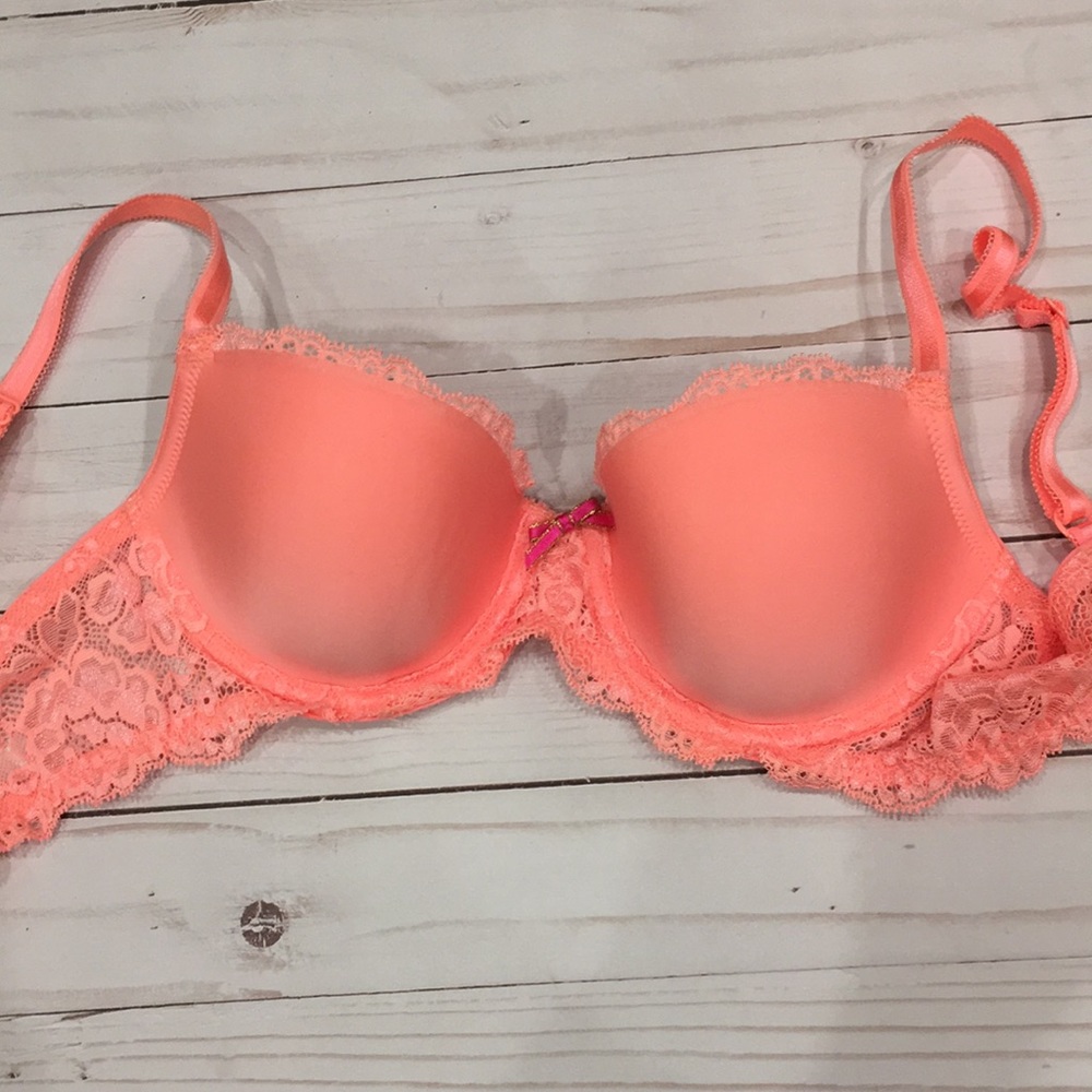 Victoria Secret bra